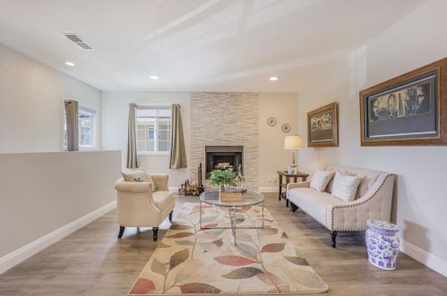 24494 Leona Dr, Hayward CA  94542-1010 exterior