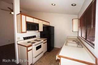 9930 Banister Dr, Tucson AZ  85730-4439 exterior