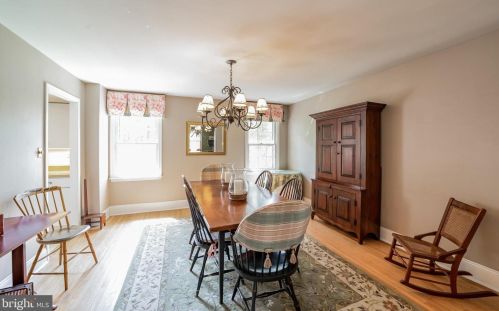 709 Malin Rd, Newtown Square PA  19073-2510 exterior