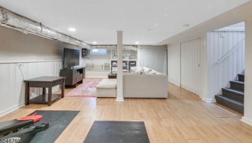 10 Bowdoin St, Maplewood NJ 07040-2701 exterior