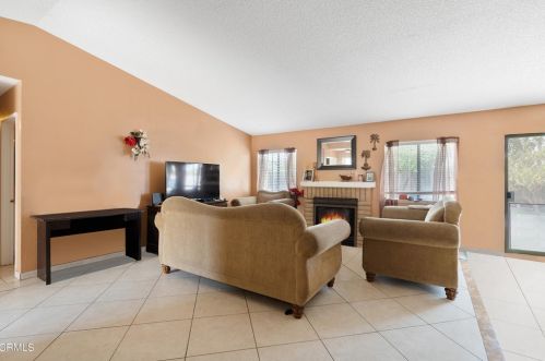 1025 K St, Oxnard, CA 93030-6791