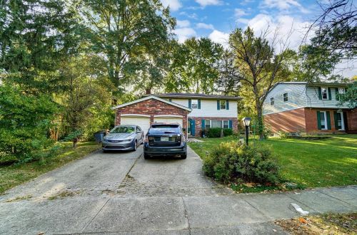 85 Bayham Dr, Cincinnati, OH 45218-1001