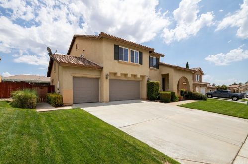 1056 Shooting Star Dr, Beaumont, CA 92223-8435