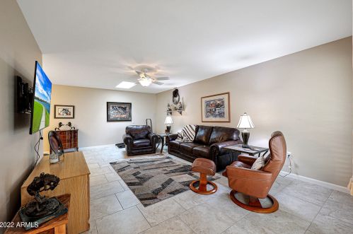 17635 99 Dr, Sun City AZ  85373-1605 exterior