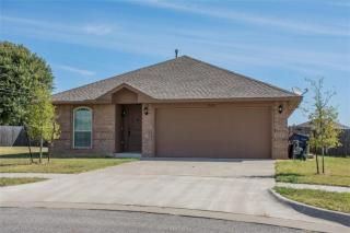 12001 8th St, Yukon, OK 73099-7387