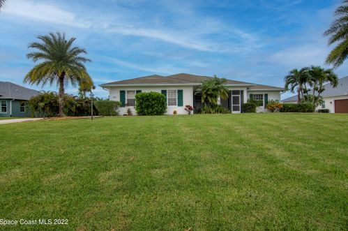 730 Easy St, Sebastian, FL 32958-5030
