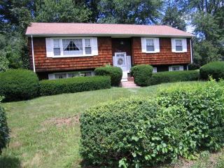 305 Rambler St, Bristol, CT 06010-3352