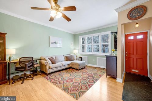 1917 12th St, Philadelphia, PA 19148-2209
