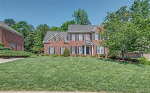3523 Fieldstone Dr, Gastonia, NC 28056-7575