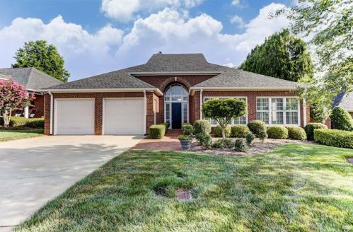 2213 Water Oak Ln, Gastonia, NC 28056-7528
