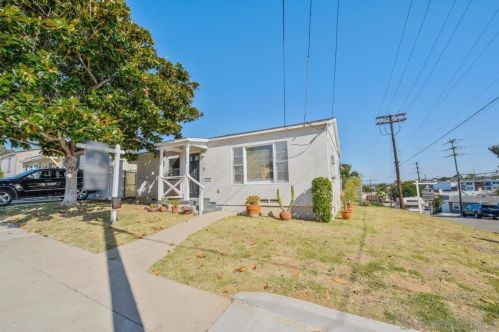 4004 Tennyson St, San Diego, CA 92107-2637