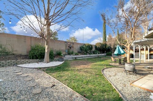 166 Buttercup Cir, Vacaville CA  95687-7319 exterior