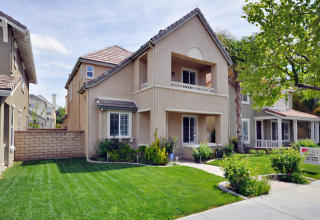 27632 Cobblestone Ct, Santa Clarita, CA 91354-1863
