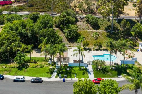 6532 Bell Blf Ave, San Diego CA 92119-1012 exterior