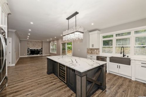 145 Laurel Hill Rd, Northport NY  11768-3428 exterior