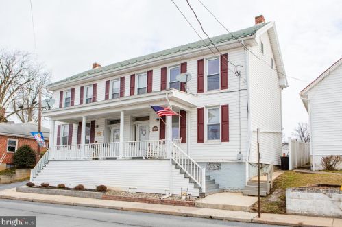 117 Penn St, Lees Cross Roads, PA 17257-1311