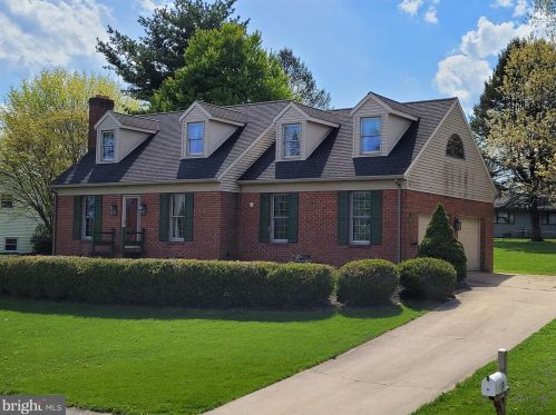 10 Audubon Cir, Schoeneck, PA 17578-9712