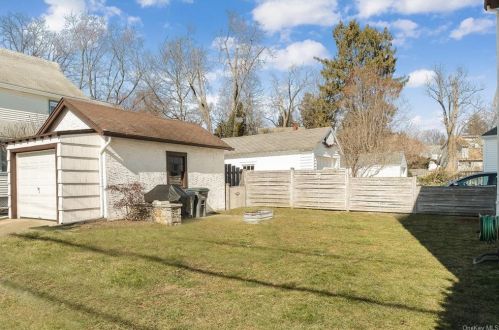 390 Lexington Ave, White Plains NY  10606-2501 exterior