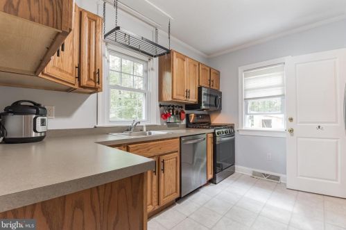 4401 Route 27, Princeton NJ  08540-8708 exterior