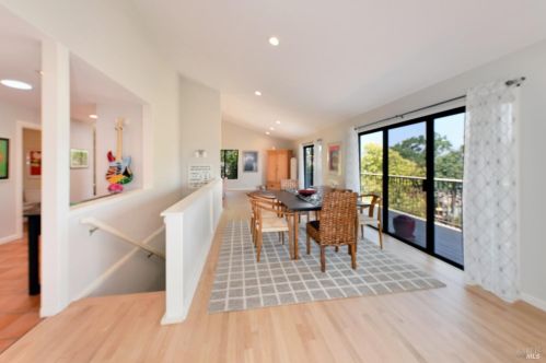 460 Hillsdale Dr, Santa Rosa CA  95409-6109 exterior