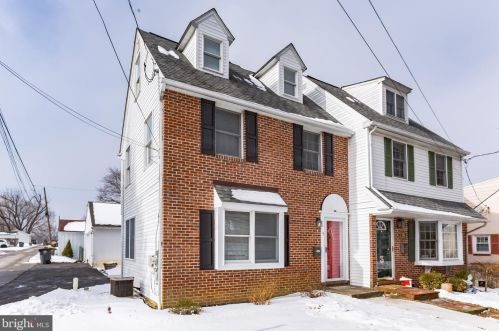 5 Aston Ave, Downingtown, PA 19335-2416