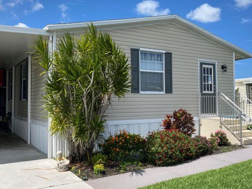 4091 Shady Ln, Boynton Beach, FL 33436-2338