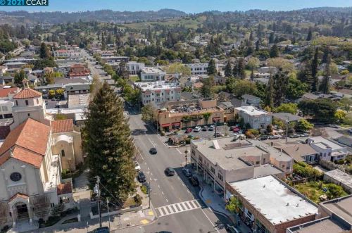 4171 Howe St, Oakland CA  94611-5117 exterior