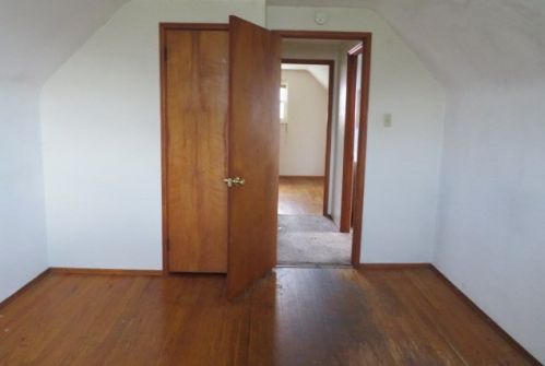 6821 Shannon Rd, Verona, PA 15147-3332