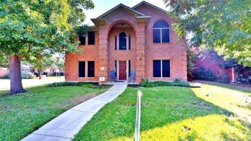 202 Towngate Dr, St Paul, TX 75098-5332