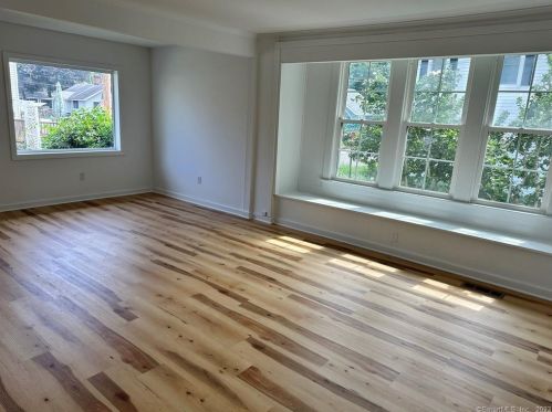 34 Wildwood Ave, Milford CT  06460-5847 exterior