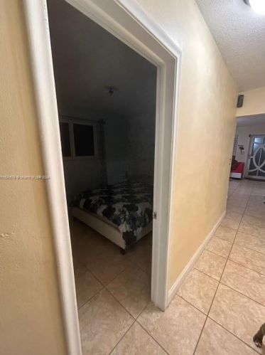 6609 1 Ct, Hollywood FL  33024-7211 exterior