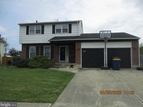 858 Townsend Blvd, Dover, DE 19901-2594