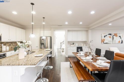 3551 Pinot Noir Ct, Pleasanton CA  94568-2556 exterior