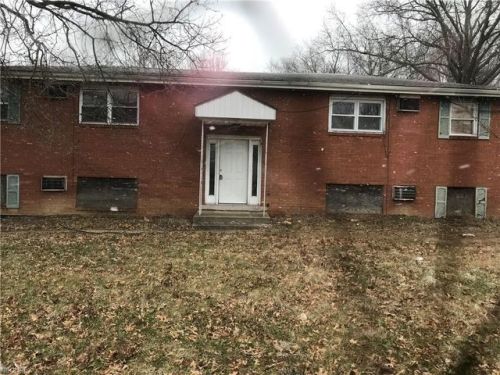 223 Kendall Ave, Campbell OH  44405-2047 exterior