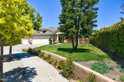 751 Hermosa Way, Oxnard, CA 93036-8219