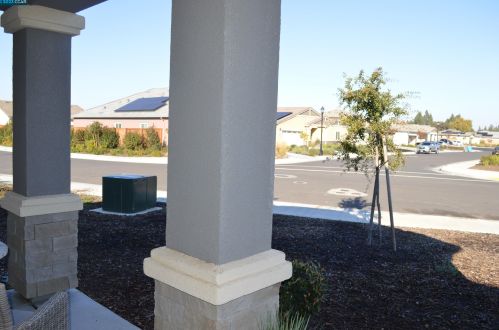 1205 Camelia Dr, Liberty Farms CA  95620-0037 exterior
