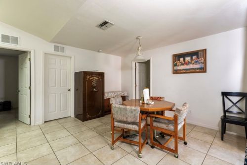 563 Flamingo Ave, Lehigh Acres FL 33974-7509 exterior