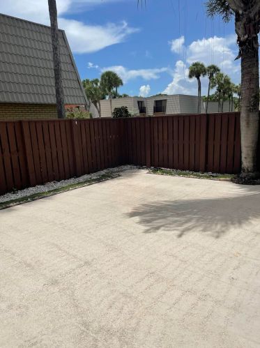 5720 57th Way, West Palm Beach, FL 33409-7120