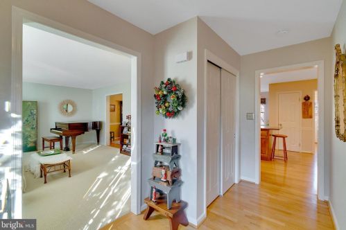 411 Shipwrighter Way, Lansdale PA  19446-4022 exterior