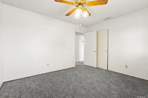 222 Condor Dr, Rialto CA  92377-4718 exterior