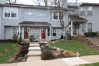 52 Old Mill Ln, Southampton PA  18966-2845 exterior