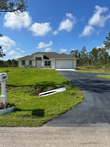 3610 43rd Ave, Naples, FL 34120-4489