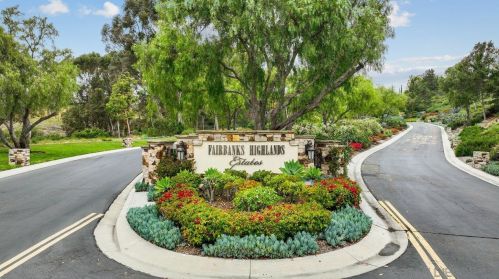 14203 Caminito Vistana, San Diego CA 92130-3724 exterior