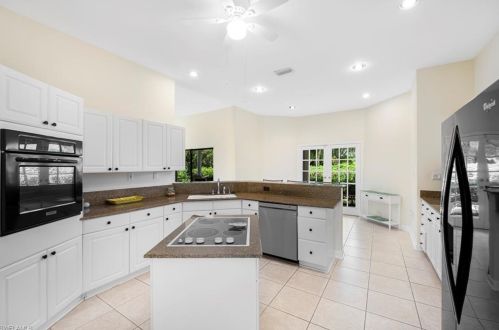 2093 Imperial Cir, Naples, FL 34110-1036