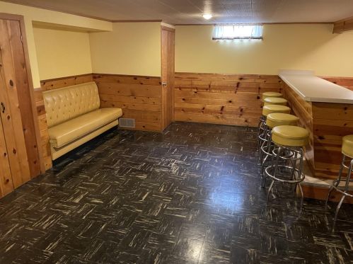 3752 78th St, Milwaukee WI  53220-1604 exterior