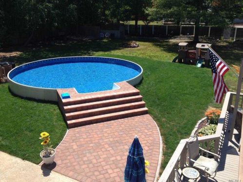 6 Jamie St, Panamoka NY  11961-3120 exterior