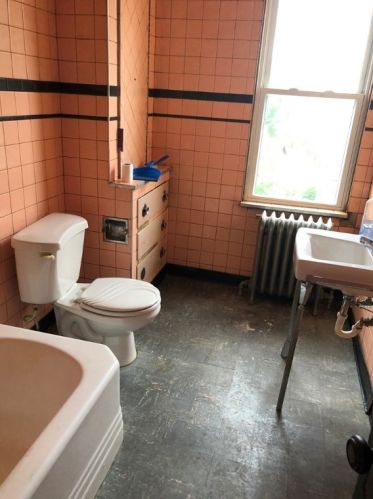 332 Mckinley St, Pittsburgh PA  15202-1743 exterior