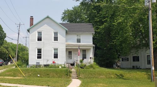 529 Delafield St, Waukesha, WI 53188-3638