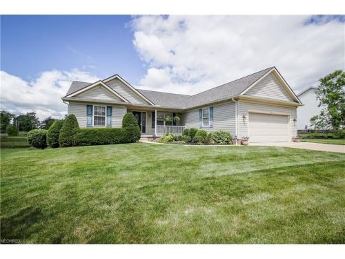 2675 Queensbury Rd, Alliance, OH 44601-9801