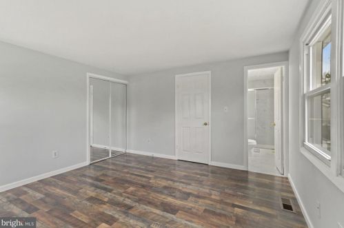 1 Helm Turn, Willingboro NJ  08046-1808 exterior